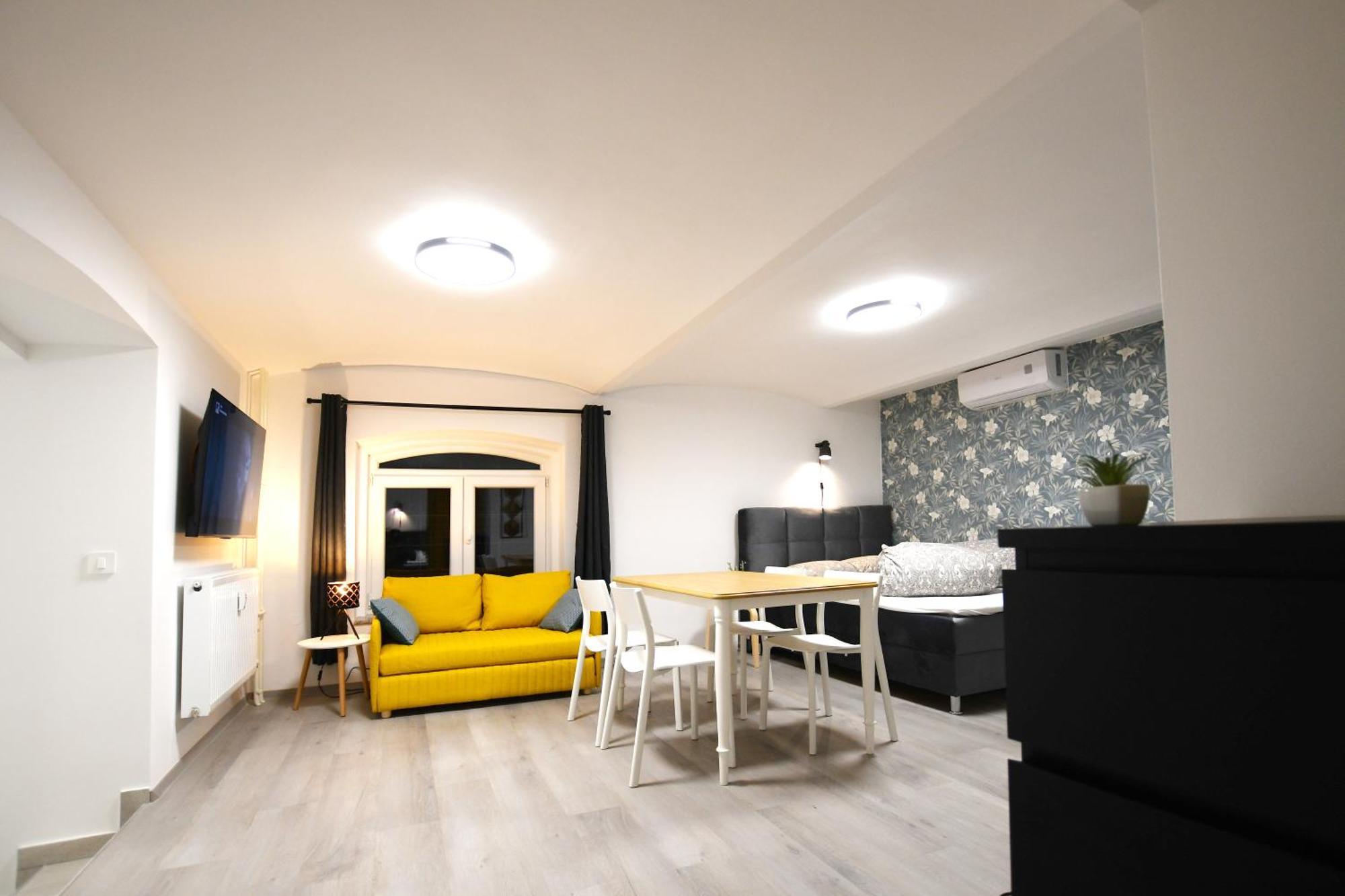 The Maze Apartment Любляна Екстер'єр фото