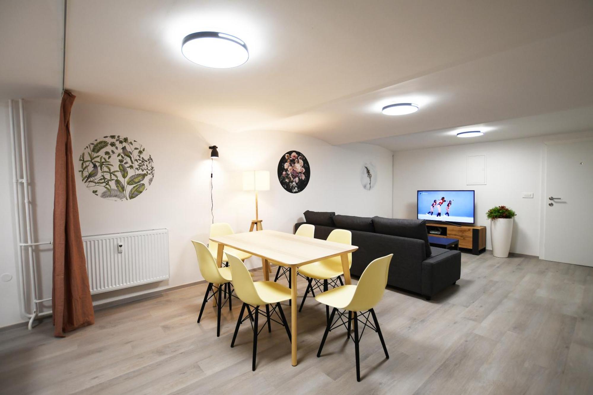 The Maze Apartment Любляна Екстер'єр фото