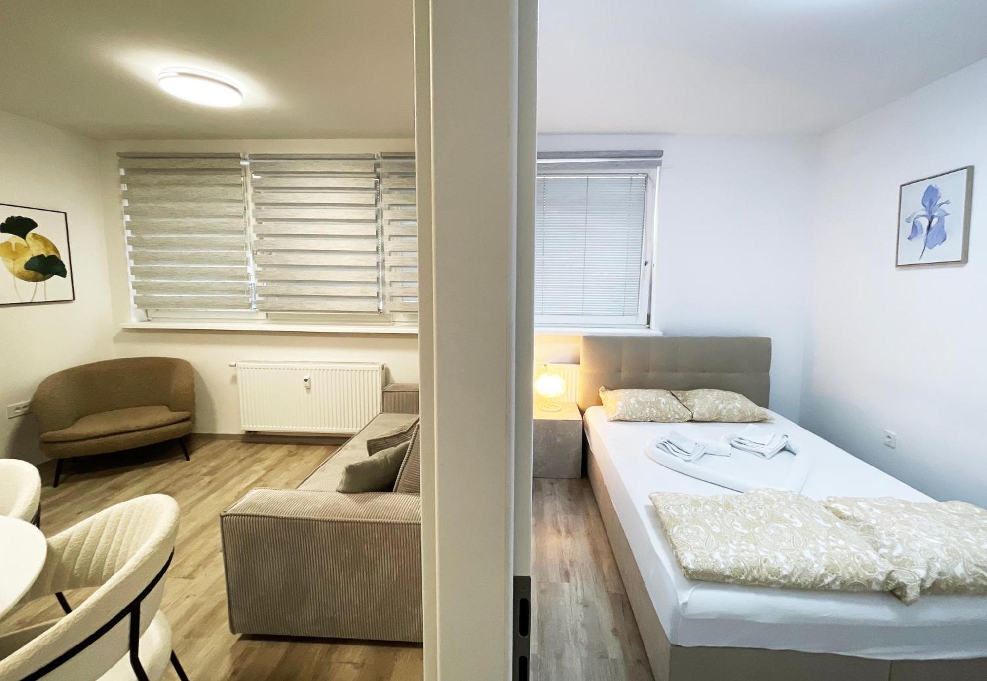 The Maze Apartment Любляна Екстер'єр фото