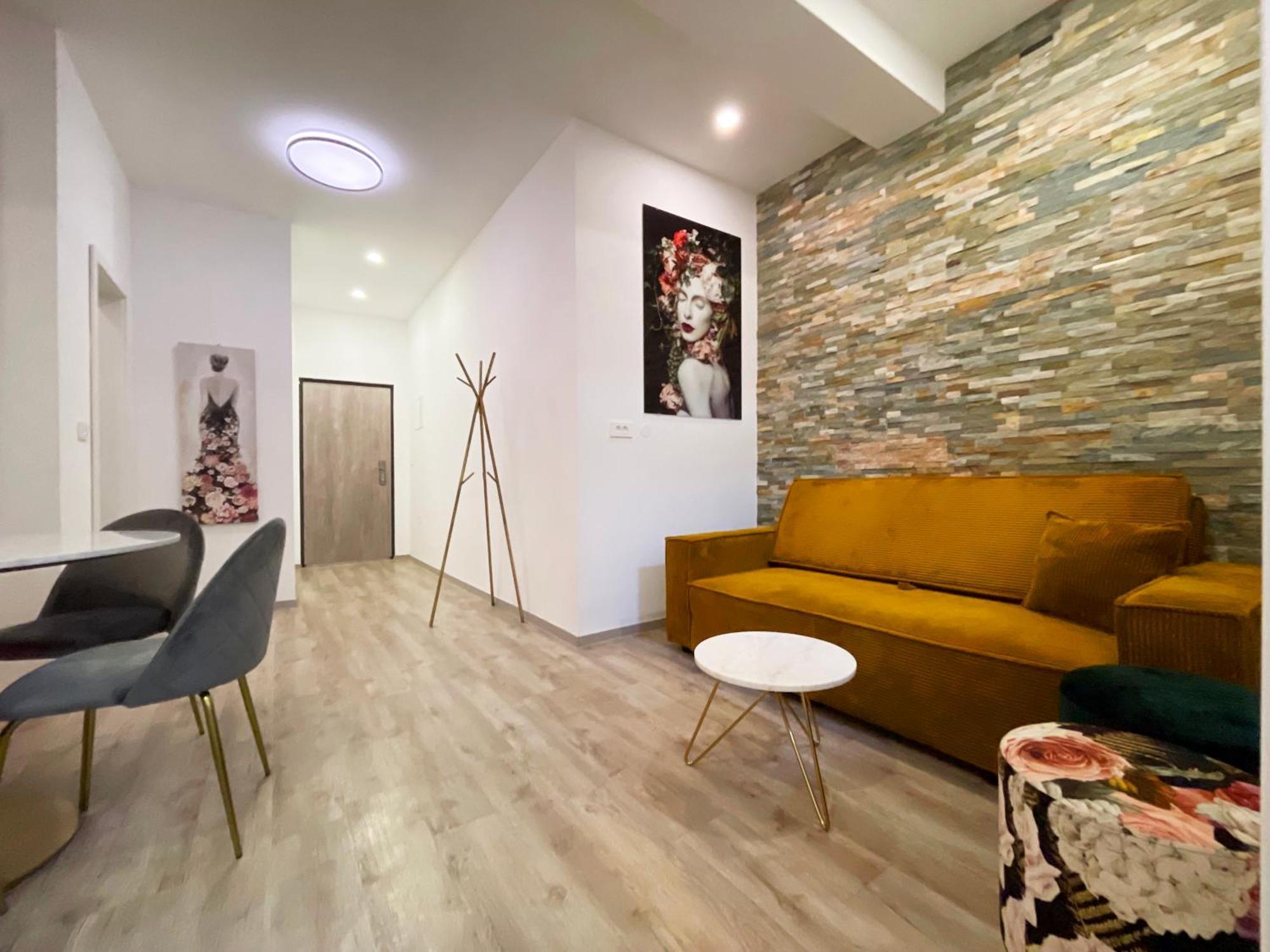 The Maze Apartment Любляна Екстер'єр фото