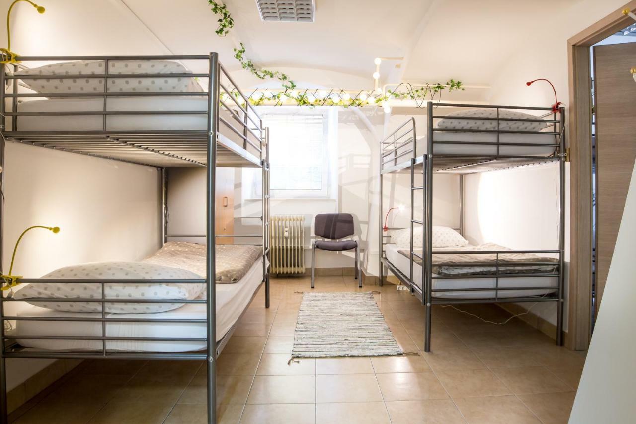 The Maze Apartment Любляна Екстер'єр фото