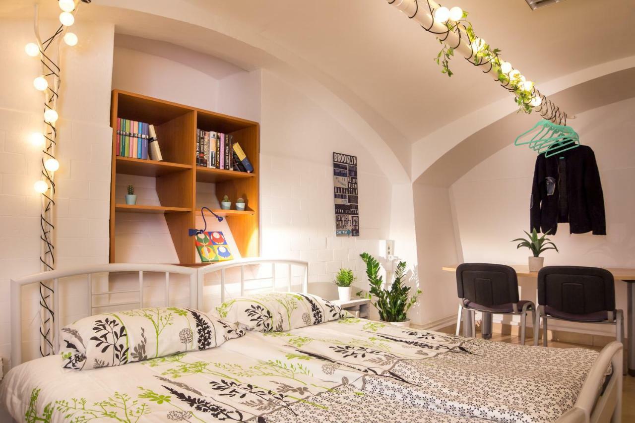 The Maze Apartment Любляна Екстер'єр фото