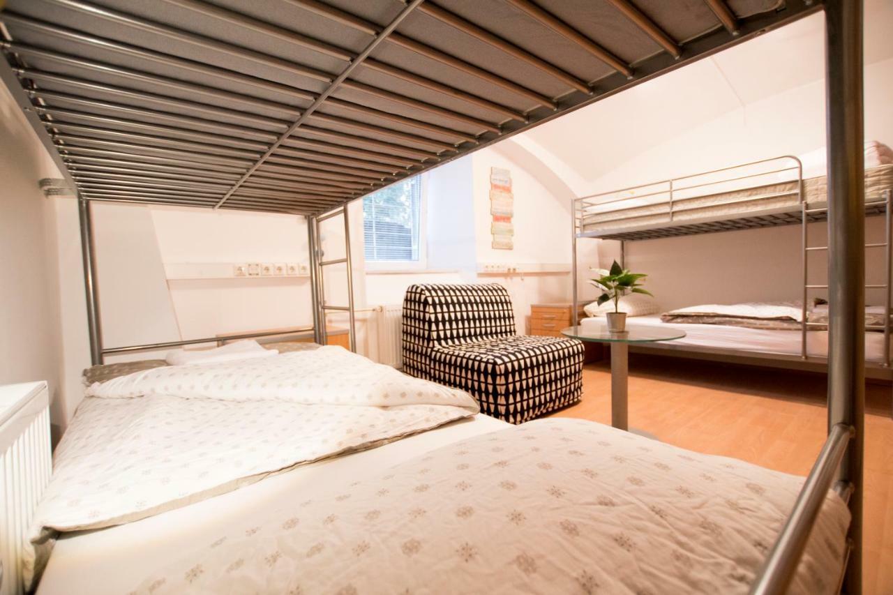 The Maze Apartment Любляна Екстер'єр фото